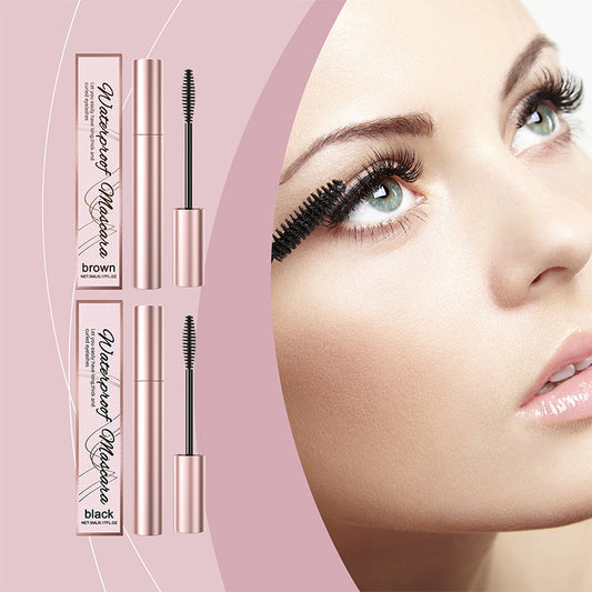 Naturlig böjande och långvarig mascara