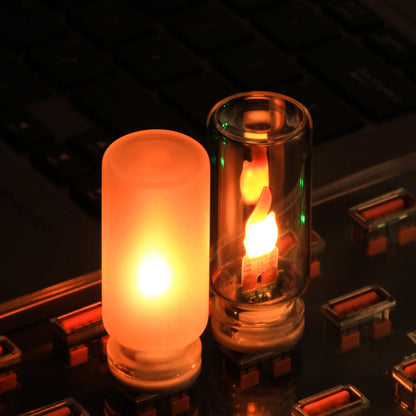 USB-lampa med realistisk flamma
