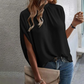 👚 50% RABATT NU! 🕊️ Kvinnors Elegant Mock Neck Topp – Draperad Silhuett, Slits Fladdermusärmar & Andningsbart Tyg – Kontor till Helg ☁️