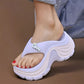 👡 50% RABATT NU! ✨ Plattåiga tångsandaler för damer – Bekväma, retro & stabila – perfekta för sommar, strand eller en dag i parken – sköna att gå i hela dagen ☀️