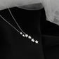 Damhalsband med kaskaderande stjärnor 🌟 Kaskaderande stjärndesign, draperar vackert, inget lås behövs 💫