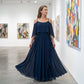 👗 60% RABATT! 💃 Cold shoulder maxiklänning – Elegant & flödande design – Framhäver axlarna, smickrande passform & mjukt fall – perfekt för fest, bröllop eller varma sommarkvällar 🌿✨