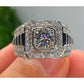 Elegant, glittrande fyrkantig halo-ring